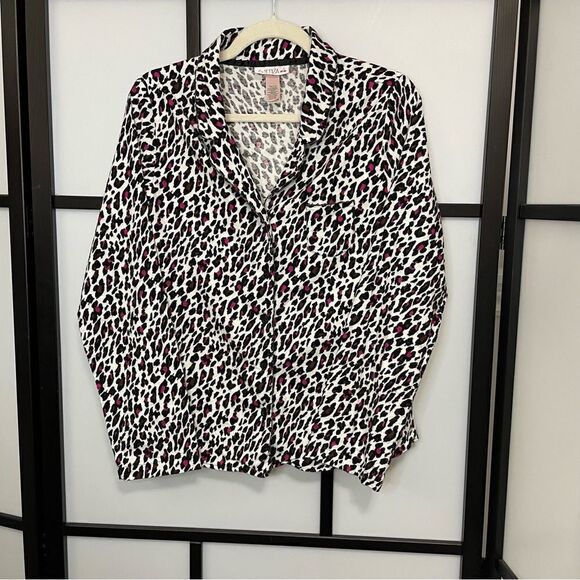 [M] La Senza Pink, White & Black Leopard Print Flannel Button Down Sleep Shirt - Picture 2 of 13